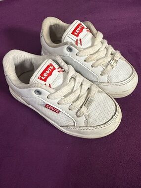 Toddler White Levi’s Sneakers